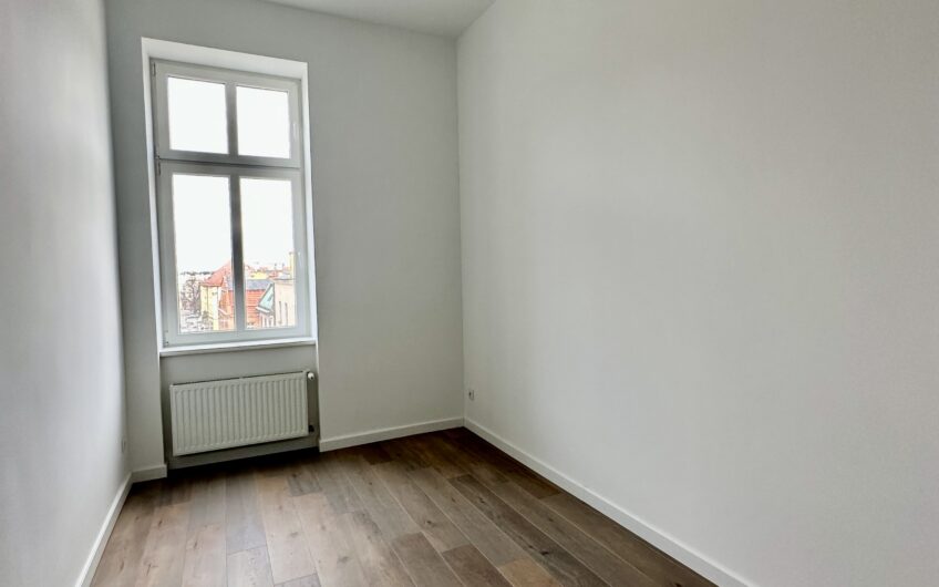 Dwa pokoje w Rynku z BALKONEM