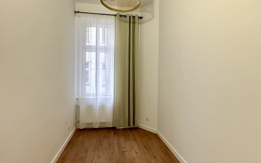 Dwa pokoje z balkonem w Rynku